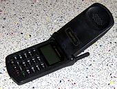 170px-MotorolaStarTAC.jpg