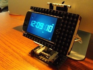 Swivelling Lego Dock for iPhone Swivelling Lego Dock for iPhone