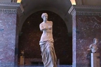 The Louvre app on iPhone