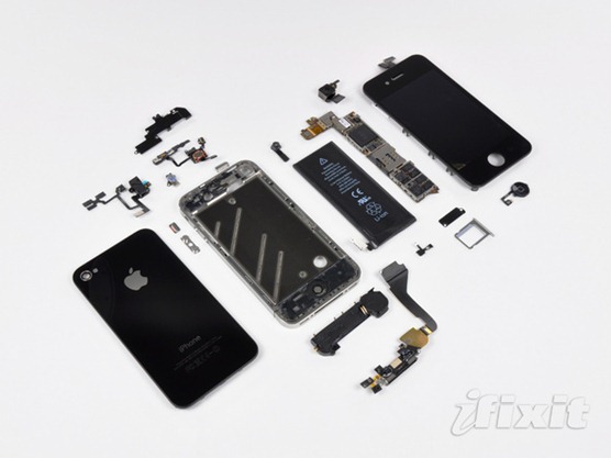 iPhone 4 teardown pics