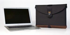 sleevecase_leather_macbookair_lg