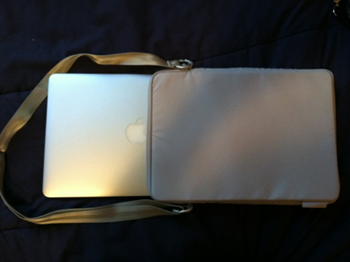 Belkin MBA Vertical Sleeve