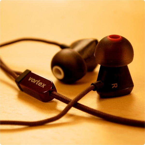 moshi vortex earphones 2