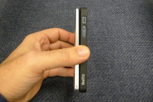 ibattz Mojo Hi5 Powerbank and Case from the Side